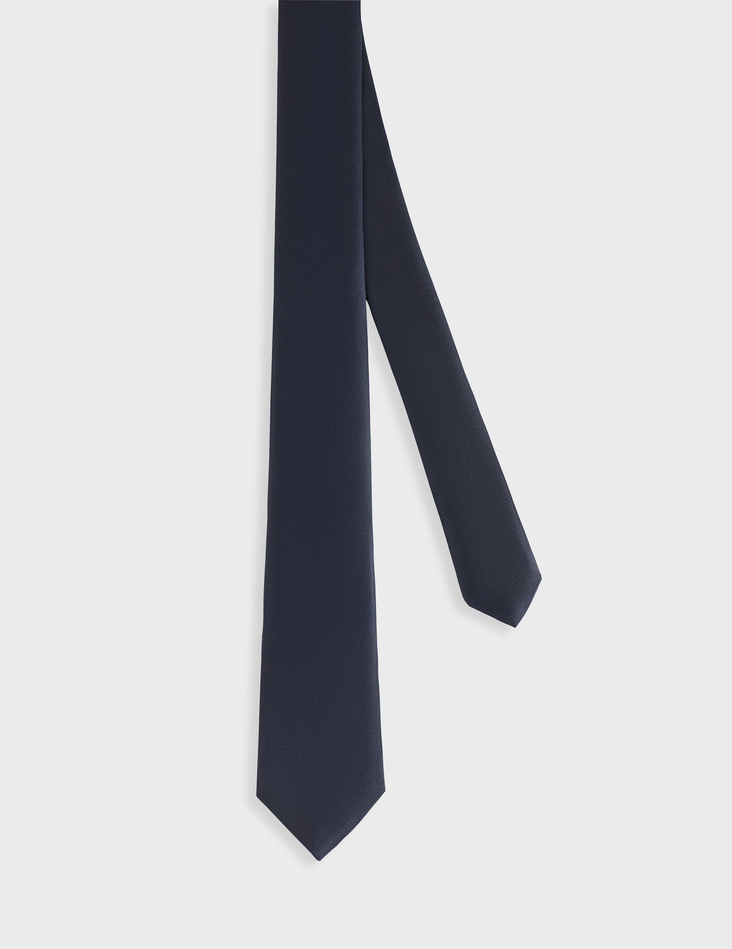 Navy silk twill tie