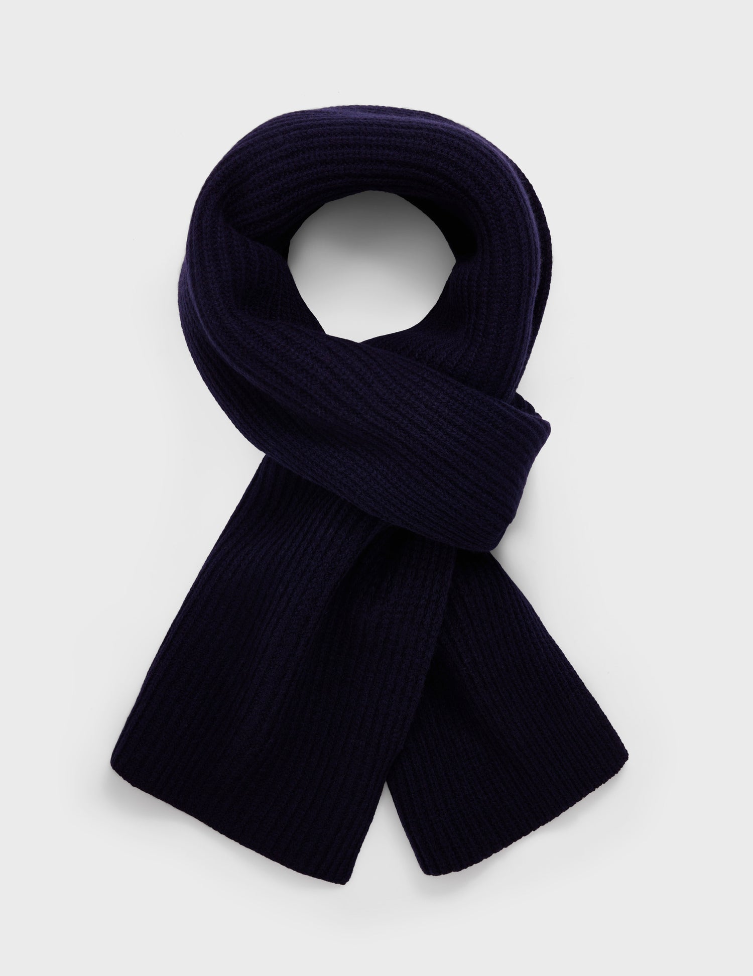 Navy blue English rib knit scarf