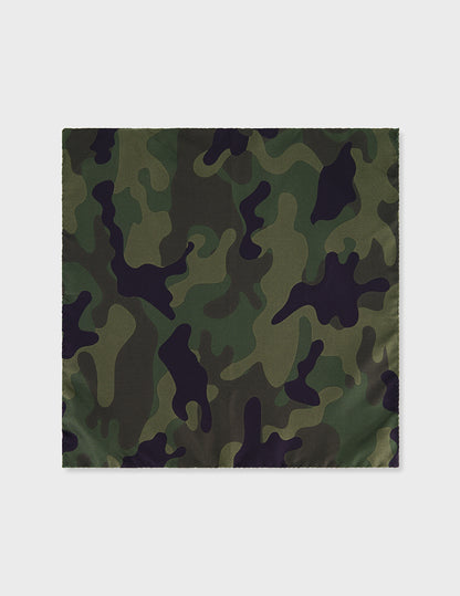 Green camouflage silk pouch