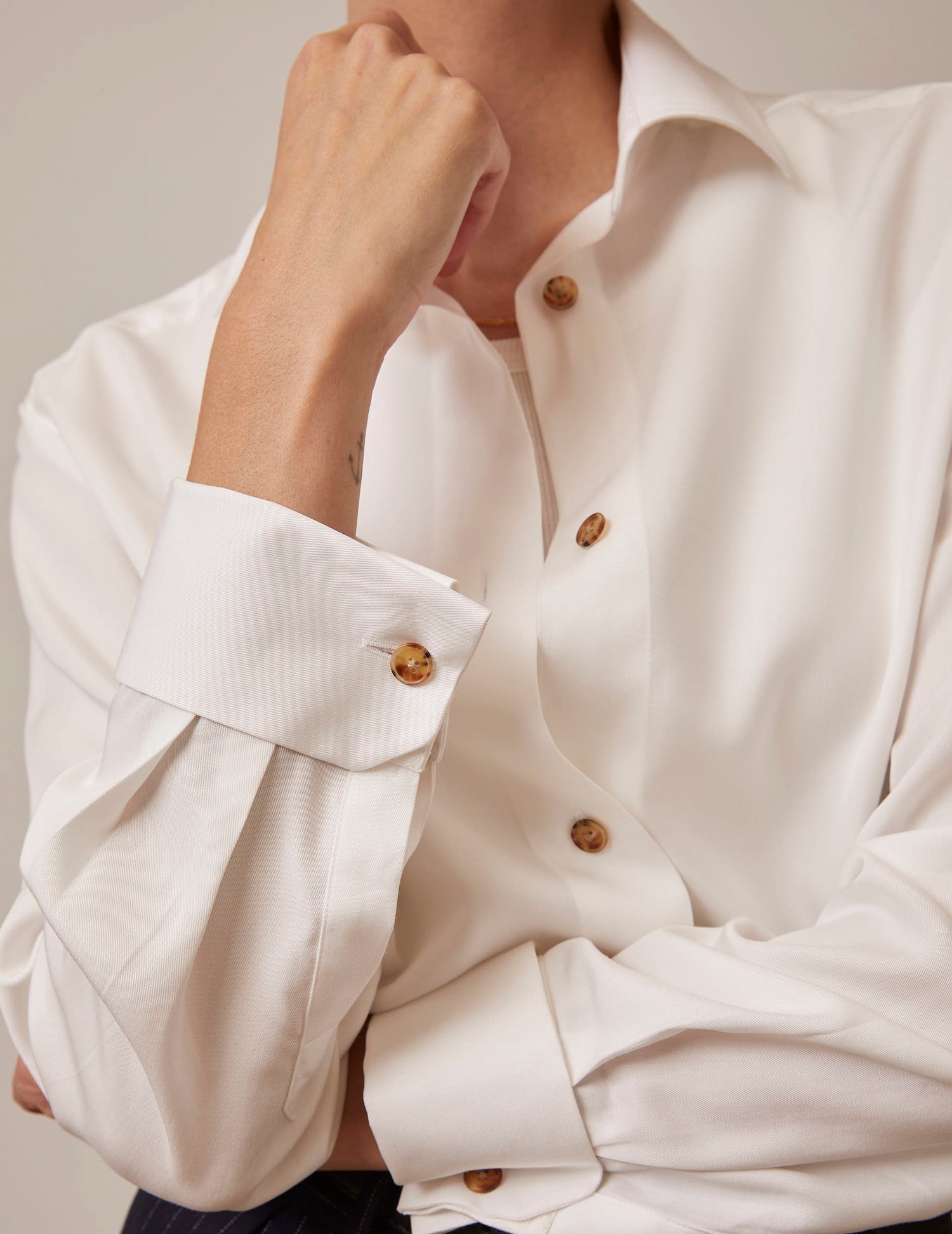 white Hannah shirt - Lyocell - Shirt Collar - Musketeers Cuffs#3