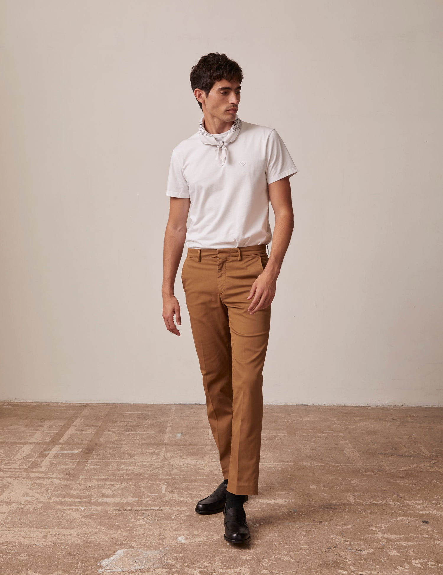 Chino Geofrey en twill camel