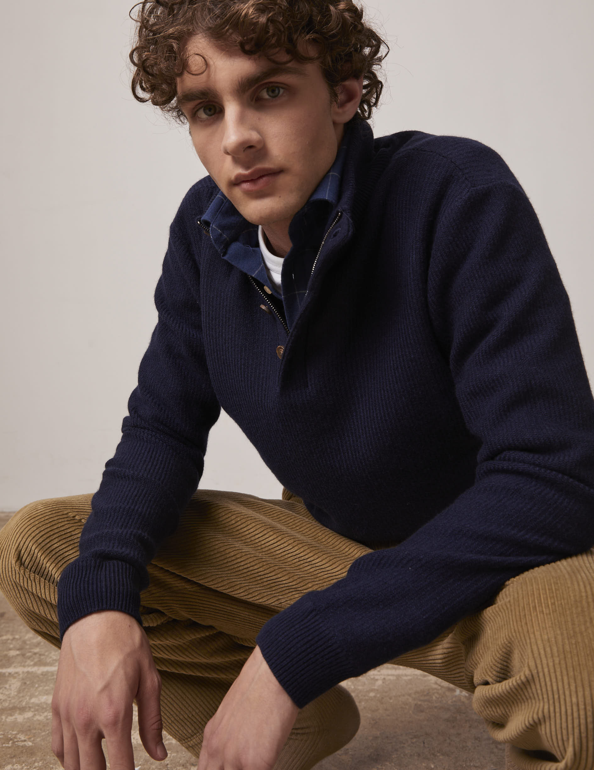 Chris sweater in navy wool 