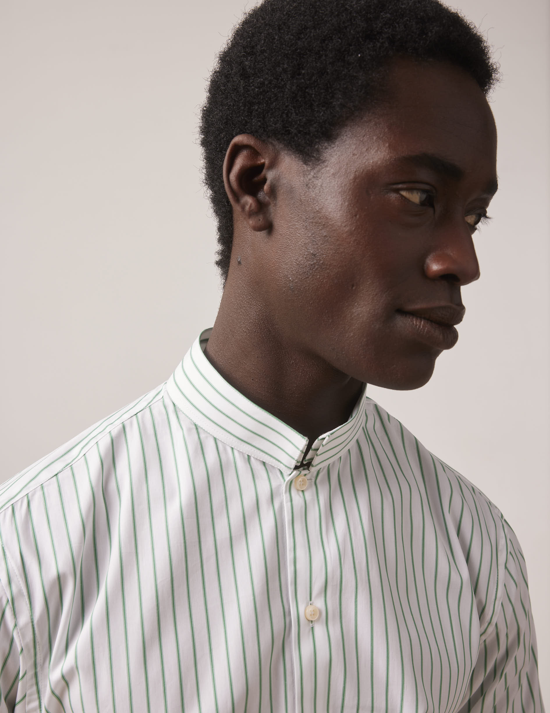 Green striped semi-fitted shirt - Poplin - Reverse Collar