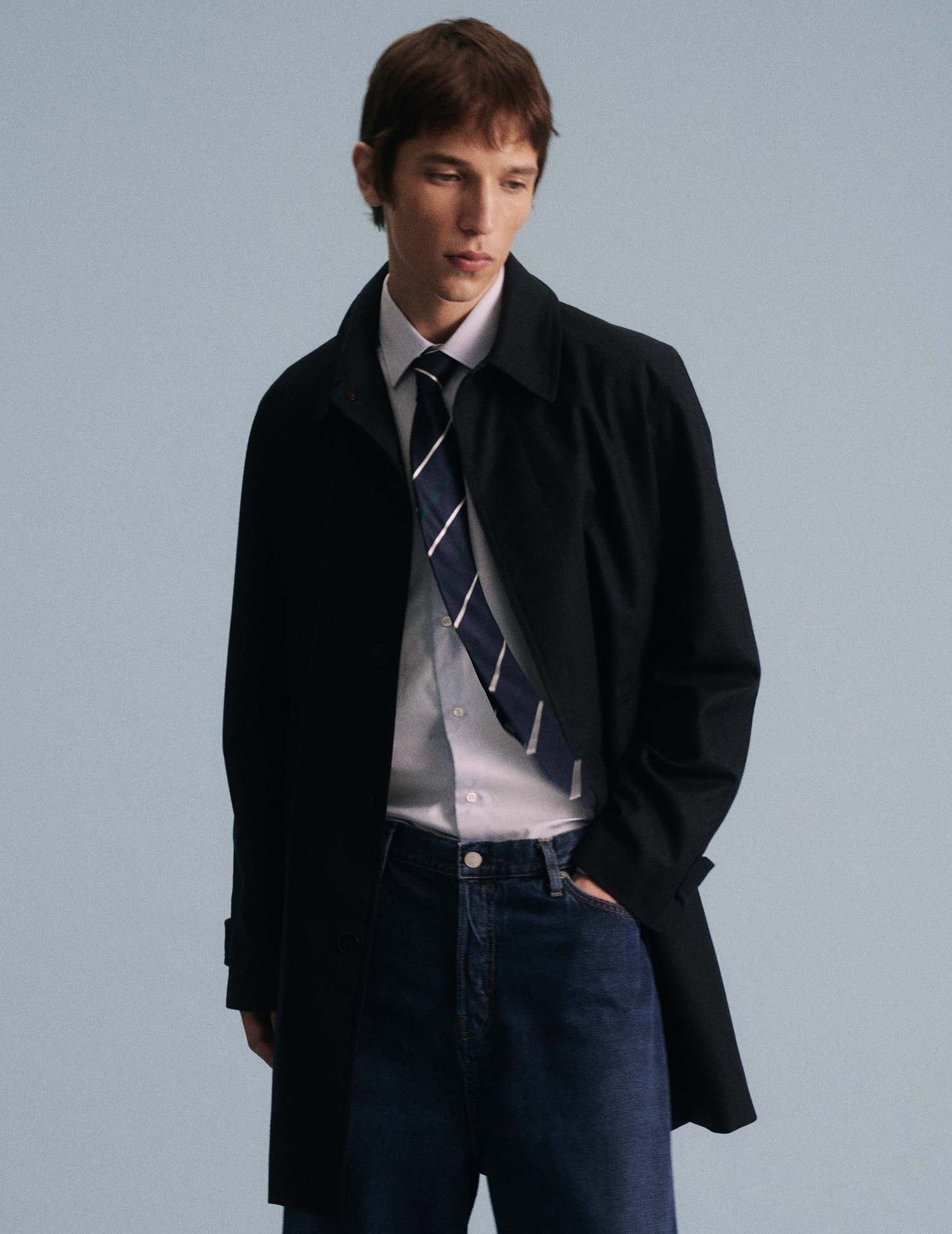 Hermano trench coat in navy wool canvas